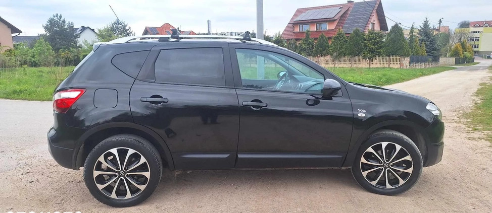 Nissan Qashqai cena 33900 przebieg: 217000, rok produkcji 2011 z Jędrzejów małe 92